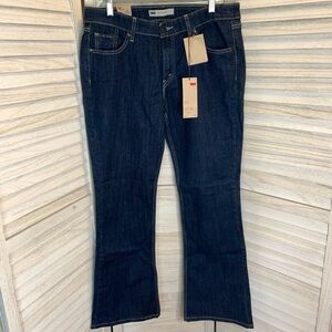Levi’s Women’s 518 Superlow Dark Wash Low Rise Bootcut Denim Jeans NWT 31